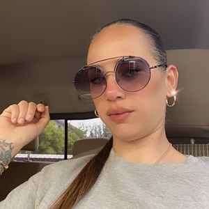 Meet your Posher, Lisvette